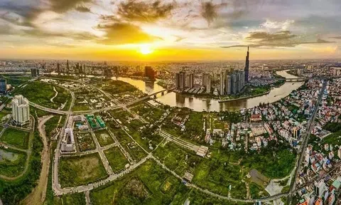 Loạt "ông lớn" bất động sản họp khẩn với Chính phủ, Bộ Xây dựng