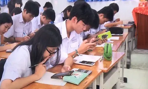 Thủ tướng yêu cầu xem lại lịch học của học sinh TP. HCM từ 7h