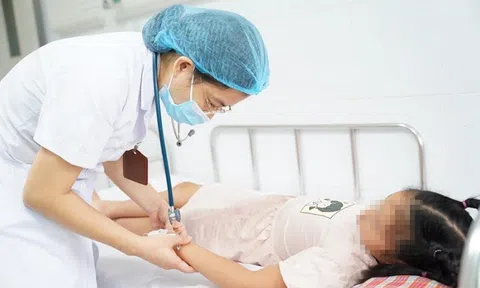 Dịch sốt xuất huyết vẫn chưa "giảm nhiệt"