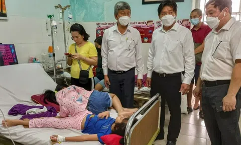 Nha Trang: 74 học sinh nhập viện với triệu chứng ngộ độc