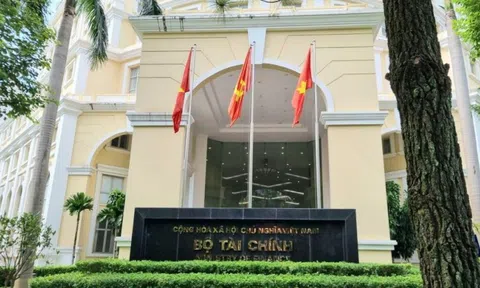 Bộ Tài chính họp bàn về trái phiếu doanh nghiệp: Phải giữ được thị trường tài chính, tiền tệ