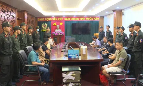 Phá đường dây cá độ bóng đá 30.000 tỷ đồng: Các đối tượng đặt máy chủ hoạt động tại đâu?