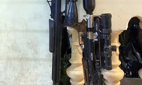 Bé 8 tuổi ở Bắc Giang bị trúng đạn tử vong: Khởi tố người để súng hơi phát nổ