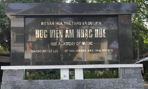 Kỷ luật cán bộ Học viện Âm nhạc Huế vì để lộ tài liệu mật trên mạng