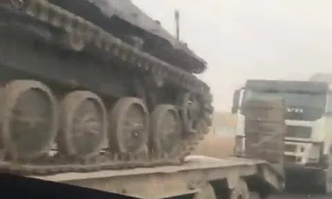 Syria nóng lên từng ngày, xe tăng và quân tinh nhuệ đã được triển khai