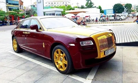 Xe Rolls-Royce Ghost mạ vàng của ông Trịnh Văn Quyết hạ giá lần 5 tìm khách mua