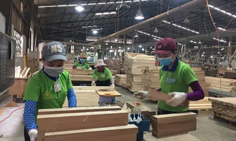 Thưởng Tết Quý Mão 2023: Người cười nụ, kẻ khóc thầm