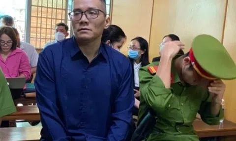 Cưỡng đoạt tài sản, hacker Nhâm Hoàng Khang lĩnh 10 năm tù