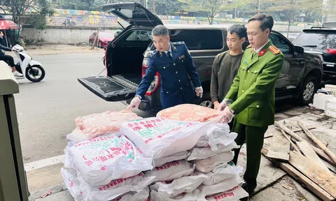 Thu gần 1 tấn nầm lợn mua trôi nổi đang trên đường tuồn vào các nhà hàng