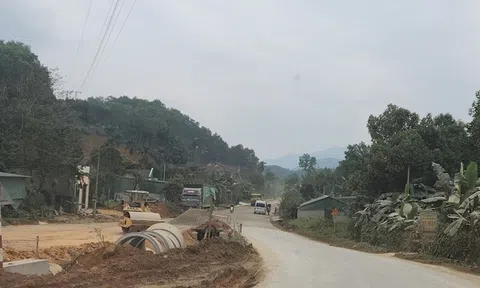 Liên tục thi công chậm tiến độ, Công ty Cổ phần 208 bị cắt chuyển khối lượng ở dự án QL8A