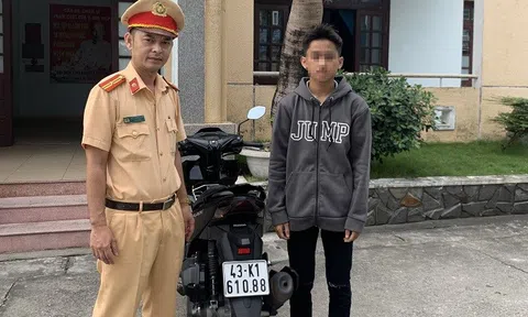 Thiếu niên 17 tuổi chạy xe thả 2 tay trên đèo Hải Vân để quay TikTok