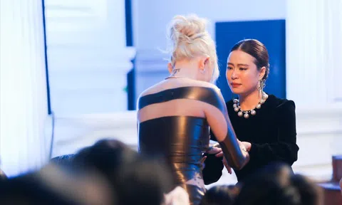 Sắc vóc Hoàng Thùy Linh đang ở thời kỳ "đỉnh cao" nhất sau 17 năm đóng Vàng Anh