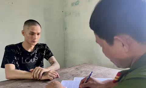 Huế: Đôi nam nữ cất hàng nghìn viên ma tuý ở túi áo "sa lưới"