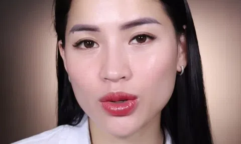 "Chiến thần" Võ Hà Linh thông báo dừng việc review quán ăn