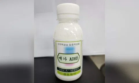 Hàng loạt học sinh bị phát đồ uống miễn phí chứa ma túy tại Hàn Quốc