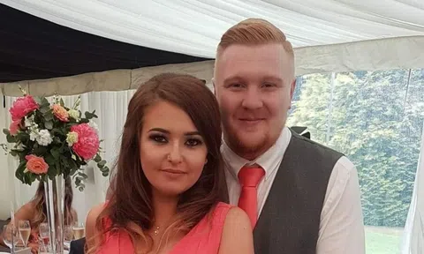 Người đàn ông tổ chức lễ cưới tại bệnh viện cùng bạn gái, lý do khiến ai cũng cảm động