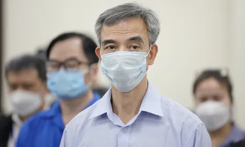 Cựu Giám đốc Bệnh viện Tim Nguyễn Quang Tuấn bị đề nghị xử phạt 4-5 năm tù