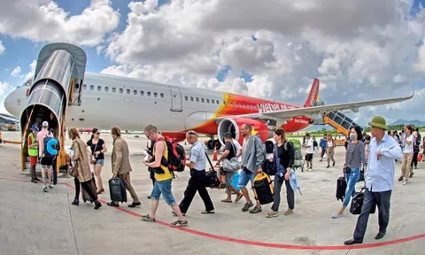 Khó có chuyện các hãng hàng không xả hàng vé máy bay