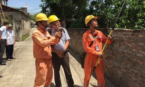 Giá điện sinh hoạt mới cao nhất 3.015 đồng/kWh, người dân phải trả thêm bao nhiêu?