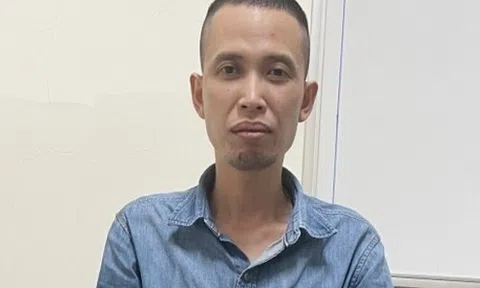 Hà Nội: Khởi tố người đàn ông đâm bạn tử vong vì bị nhắc trả nợ