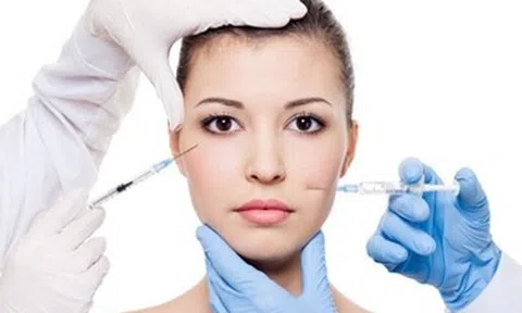 Hàng loạt cơ sở khám chữa bệnh bị xử phạt, đình chỉ hoạt động