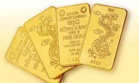 Giá vàng hôm nay 7/5: Giá vàng SJC giảm còn 67,05 triệu đồng