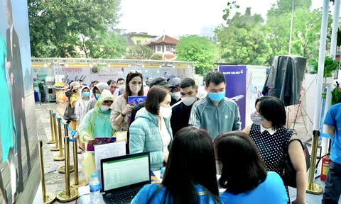 Nhộn nhịp những chuyến bay, cất cánh cùng du lịch