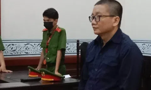 Giả mạo trong công tác, cựu thiếu tá lĩnh án