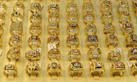 Giá vàng hôm nay 10/5: Vàng tăng giá