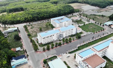 Bình Dương: Bệnh viện hàng trăm tỷ bỏ hoang, lãng phí đầu tư công