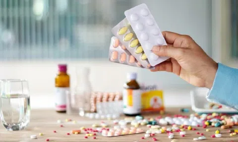 Bản tin 3/6: Thu hồi một lô thuốc viêm phế quản không đạt chất lượng