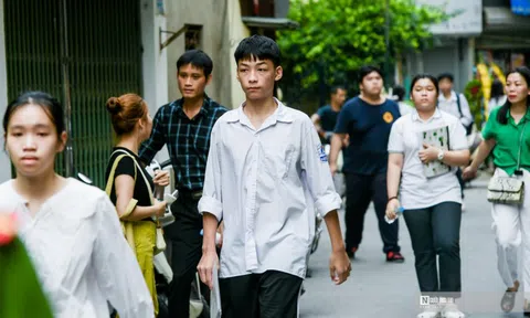 Thi tuyển vào lớp 10 tại Hà Nội: Điểm chuẩn sẽ tăng hay giảm?