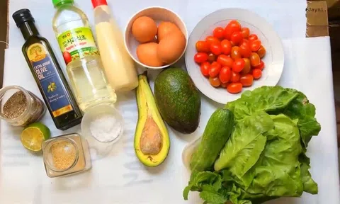 Bật mí công thức làm món salad bơ trứng đầy đủ chất dinh dưỡng