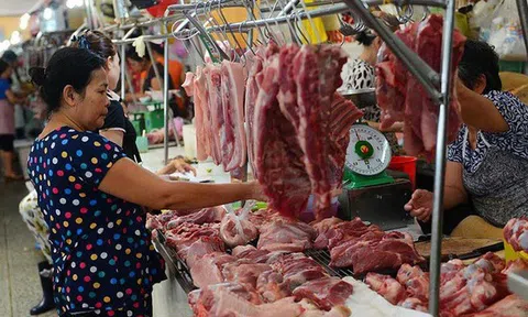 Không đưa thịt heo vào danh mục mặt hàng bình ổn giá