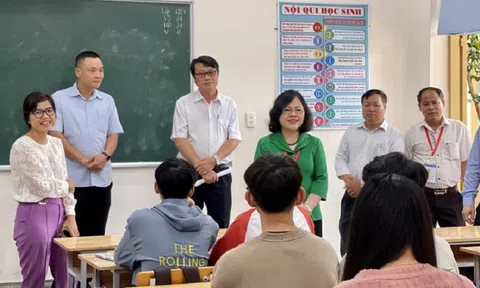 Bản tin 26/6: Hỗ trợ hơn 480 triệu đồng cho học sinh khó khăn thi tốt nghiệp