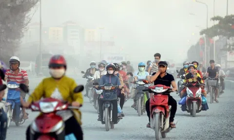 Tại sao không ra nắng mà da vẫn bị sạm đen?