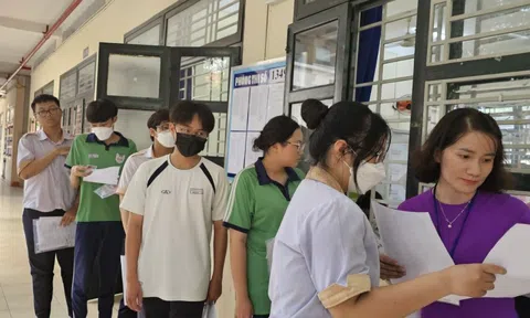 Tp.HCM: Điểm chuẩn tuyển sinh lớp 10 tăng như dự đoán
