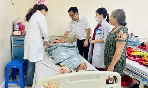 Vụ “viêm ruột thừa, cắt buồng trứng”: Hỗ trợ bệnh nhân hội chẩn