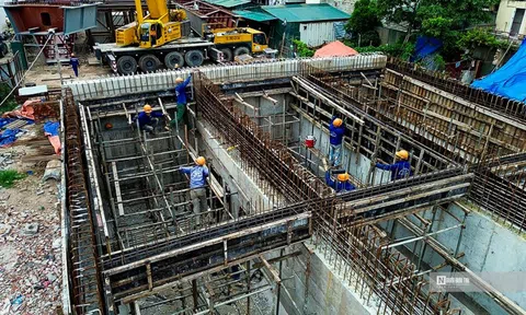 Cầu vượt nghìn tỷ ở Hà Nội thi công trở lại sau nhiều năm “ngủ đông”