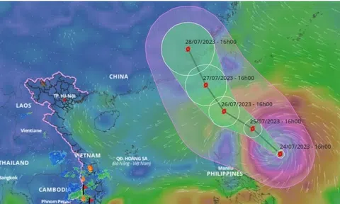 Cảnh báo ứng phó bão Doksuri có cường độ mạnh giật trên cấp 17