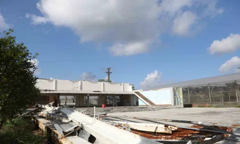 Chủđầu tư khu trải nghiệm Big Sun tự nguyện khắc phục, tháo dỡ công trình sai phạm