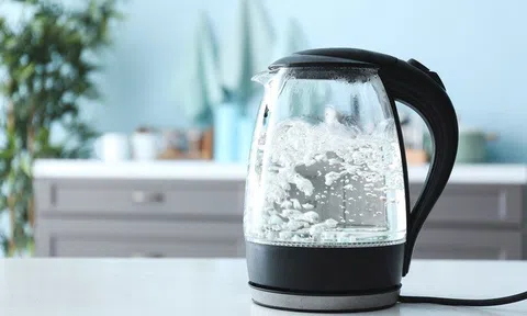 Nước đun sôi để nguội có thể sử dụng trong bao lâu?