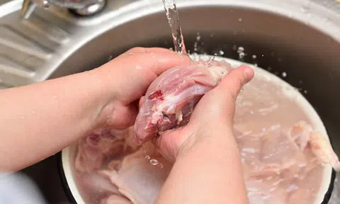 Top 5 loại thực phẩm không nên rửa trước khi nấu