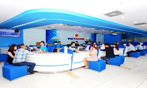 Cấp tín dụng hàng nghìn tỷ cho nhóm công ty “quen mặt”, VietBank đang kinh doanh thế nào?