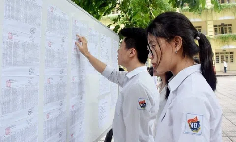 Bản tin 22/8: Dự báo điểm chuẩn nhiều trường đại học tăng cao nhất 4 - 5 điểm