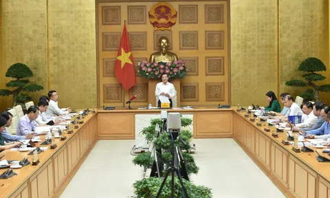 Chính phủ yêu cầu không để tăng giá dồn dập vào cuối năm