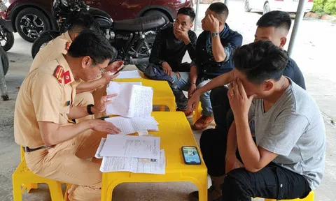 Xử lý đoàn xe mô tô phân khối lớn đi vào cao tốc, đâm bị thương CSGT