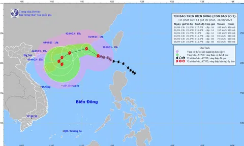 Bão Saola di chuyển rất phức tạp, tiệm cận cấp siêu bão