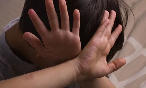 Chuyên gia chỉ cách giúp trẻ thoát khỏi xâm hại tình dục