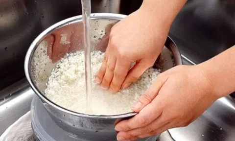 Vo gạo cho thêm muối mang lại lợi ích tuyệt vời ít người biết